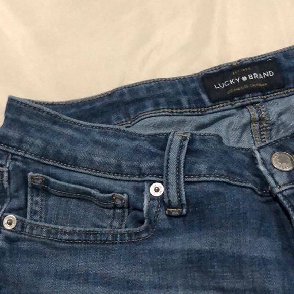 Lucky Brand Jeans - Picture 2 of 4
